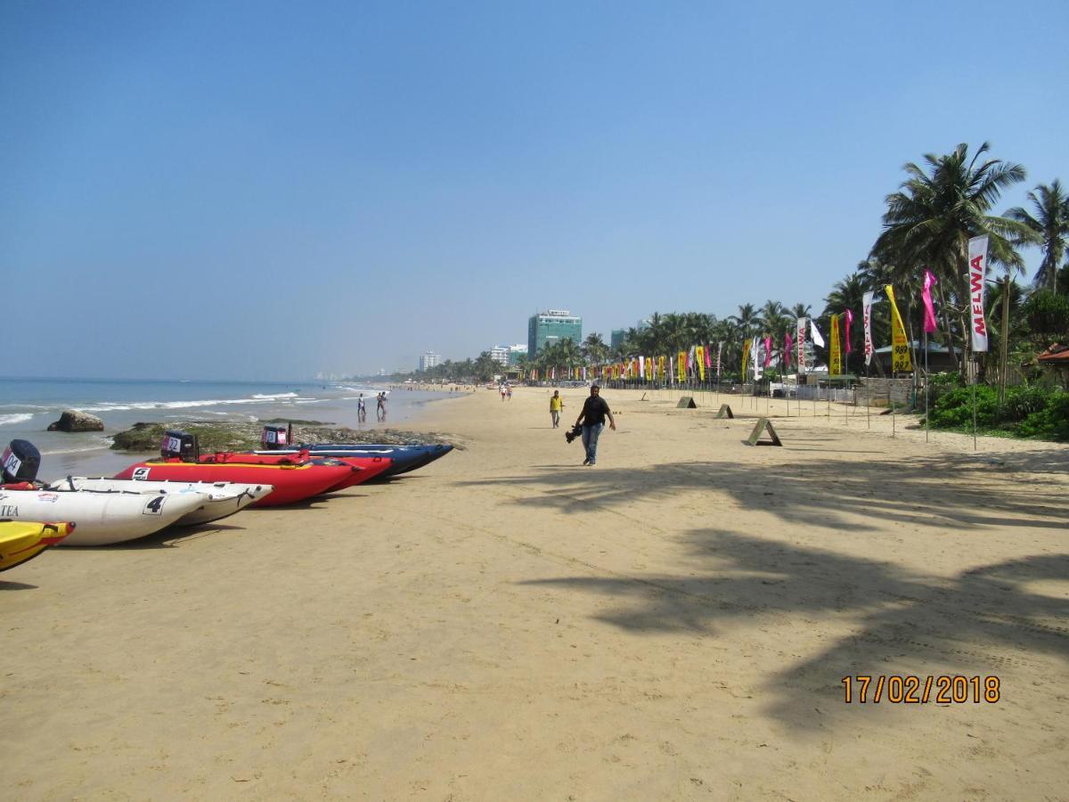 Ranveli Beach Resort Dehiwala-Mount Lavinia Exteriör bild